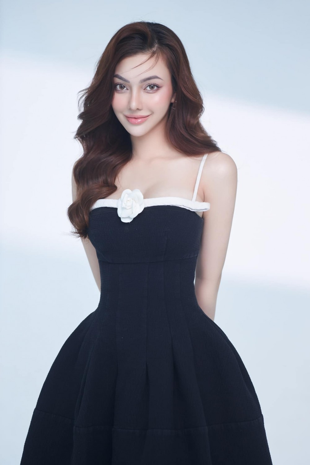 Cách make up chụp ảnh beauty doanh nhân đẹp Quảng Ngãi chất (2)