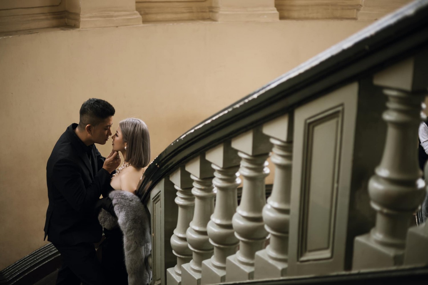 Mẹo tạo dáng chụp ảnh doanh nhân beauty đẹp Pleiku Gia Lai chất (1)