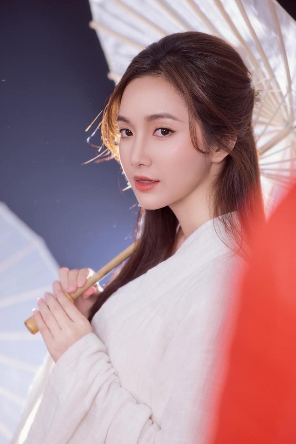 Tạo dáng nghiêm túc chụp ảnh concept beauty đẹp Tuyên Quang (3)